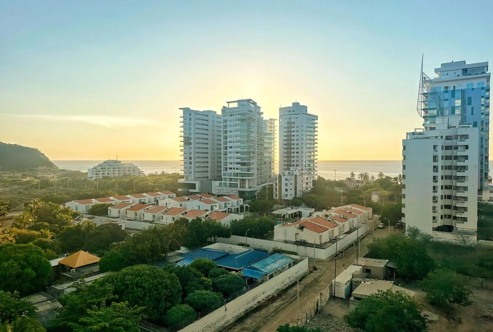 Salguero Suites - Playa Salguero - By Inmobiliaria Vs Santa Marta